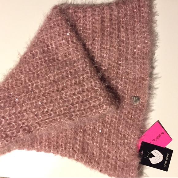 💕 NEW NWT Betsey Johnson cowl infinity pink scarf - Picture 7 of 8